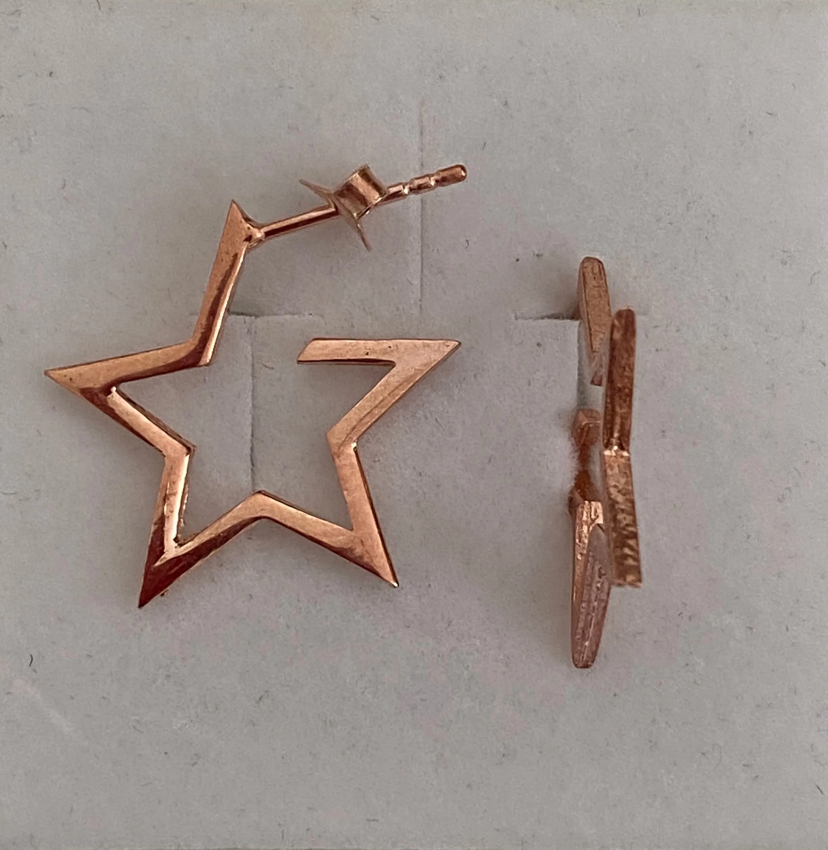 Earrings with paveset stones